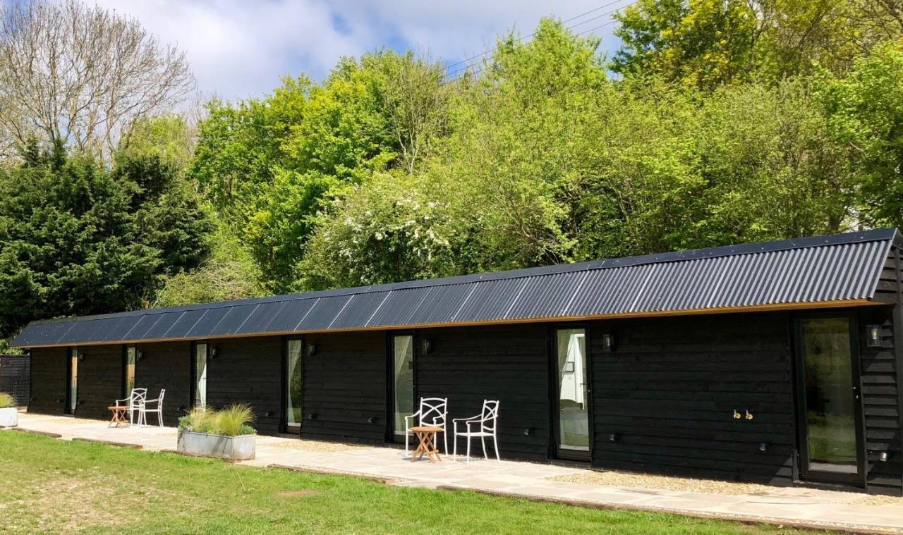 Hostal The Hopper Huts Faversham Exterior foto